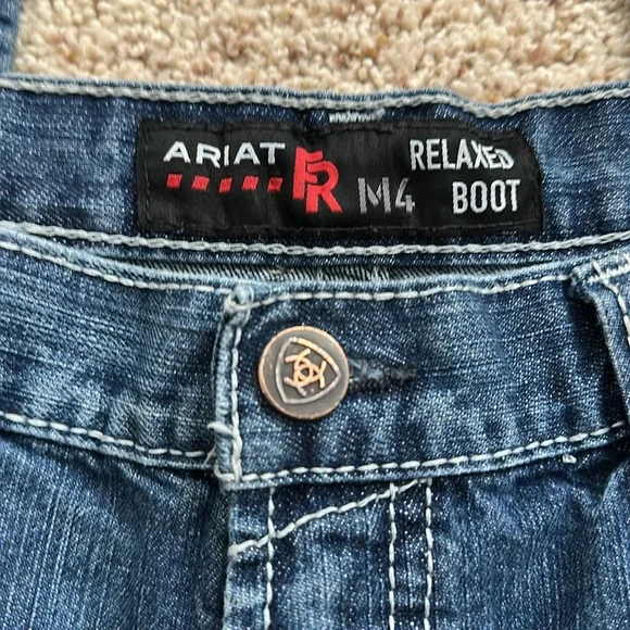 Ariat FR M4 Relaxed Boot Men's Blue Jeans. Sz 34x32 - Picture 2 of 7